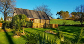 Le Vieux Moulin Gites - Detached cottage with garden views and pool